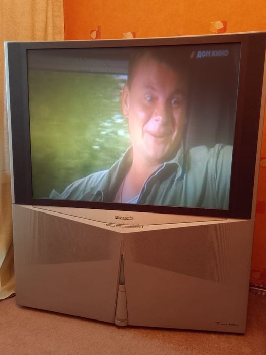 Продам телевизор