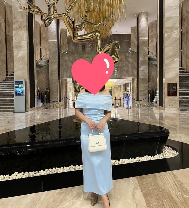 Вечерние платье голубой