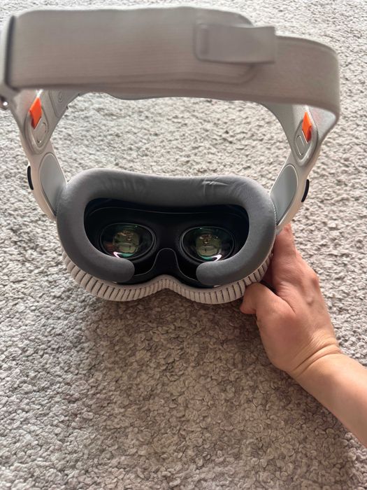 Apple Vision Pro 256 GB, cutie originală + factură