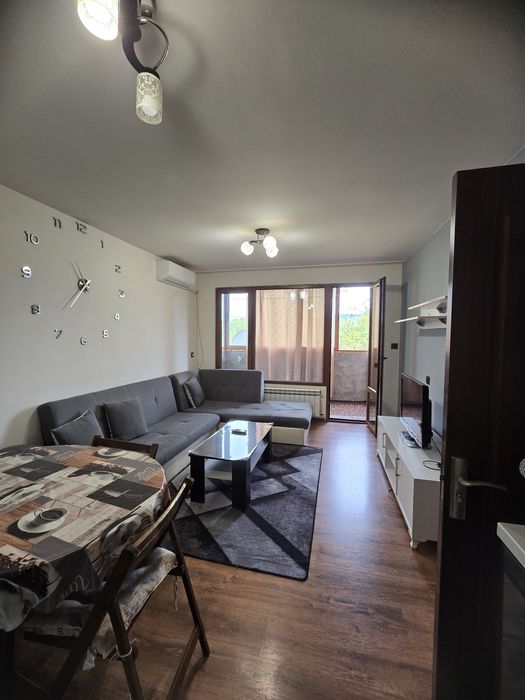 Продава се Тристаен апартамент в Горна Оряховица - 78 кв.м за 949 €/кв.м - Снимка #1