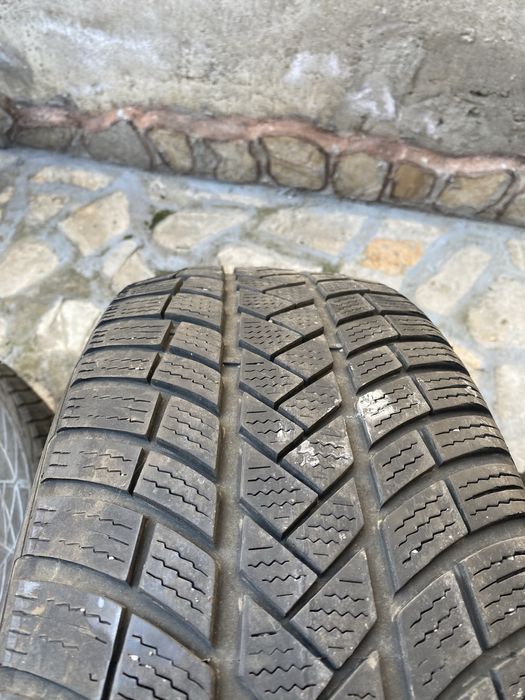 Зимни гуми vredestein 225/55/18
