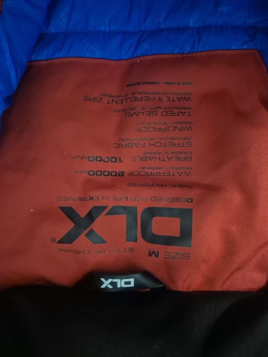 Страхотно Ски/сноуборд яке DLX 20000 мм воден стълб. Размер М.