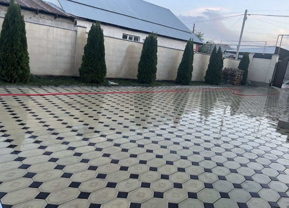 Укладка плитки 1700