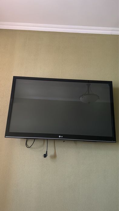 Продается Телевизор LG