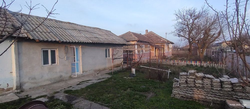 Casa de vânzare cu 2000 m²