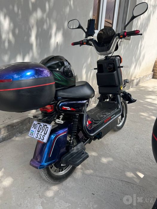 Skuter sotiladi 2 skuterni puli 7 mln galishamiz