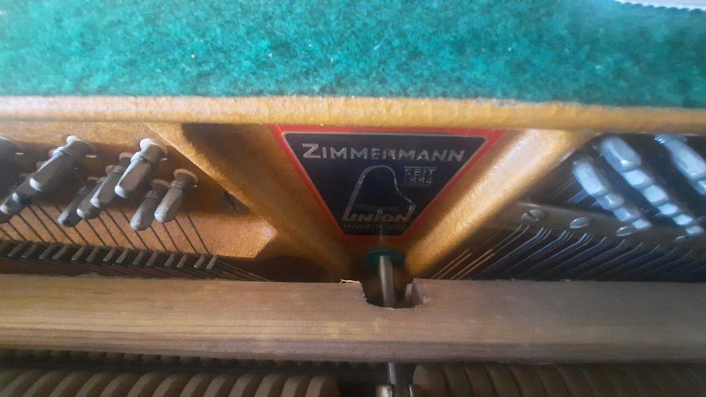 Продава немско пиано Zimmermann - като ново