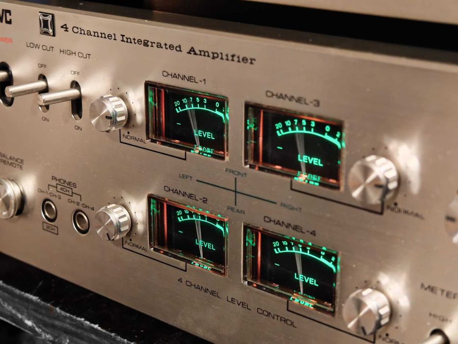 Amplificator Vintage Quadrofonic JVC 4VN-880 Stare ff buna (4 Canale)