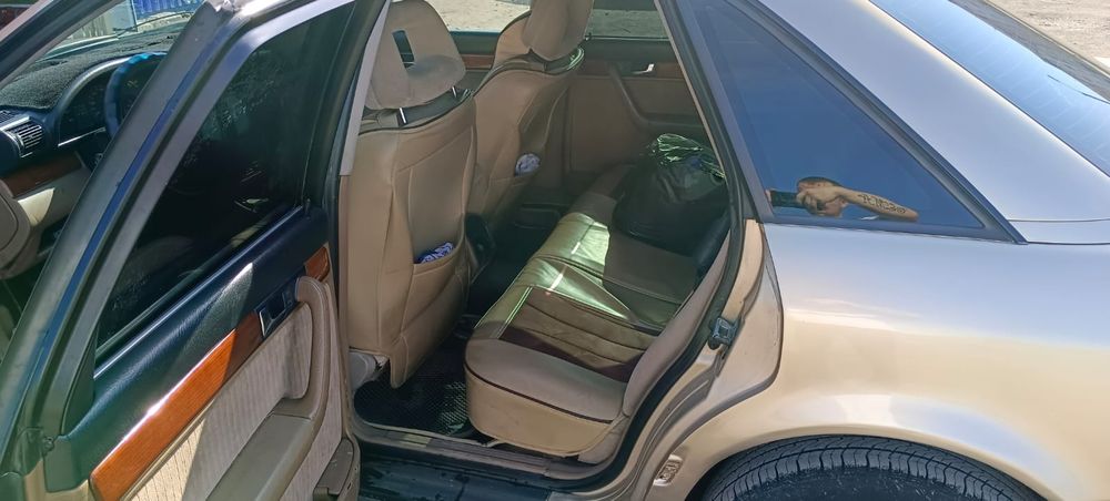 Продам Ауди 100 с4