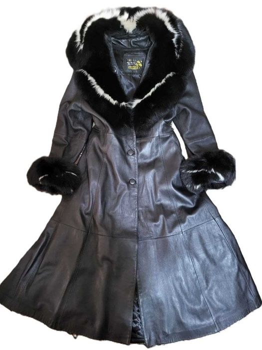 Натуральное кожаное пальто Италия TAVANO новое разм. 44