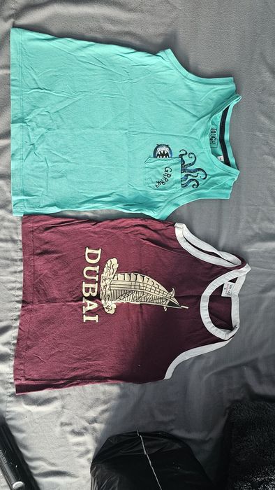 Maieuri și pantaloni scurți băieți