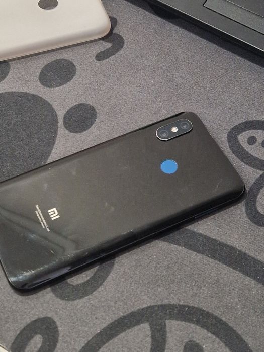 Xiaomi mi 8 обмен 6/128 Гб