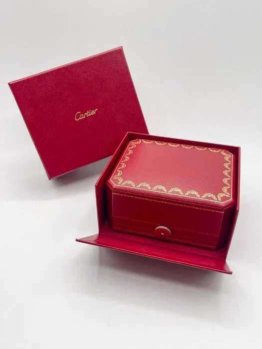 Cutie pre-owned pentru bratara , lantisor sau bijuterii Cartier