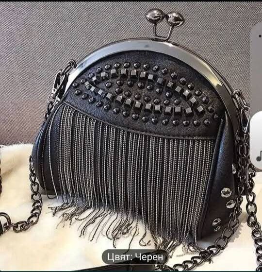 Дамска черна чанта