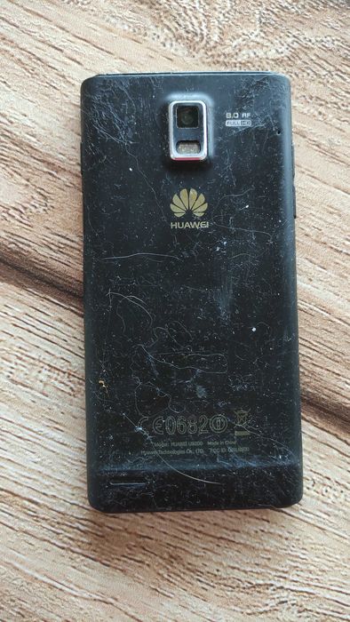смартфон HUAWEI неисправный дёшево