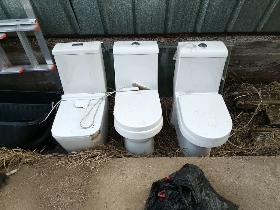 3 Унитаз 1 ванна бу