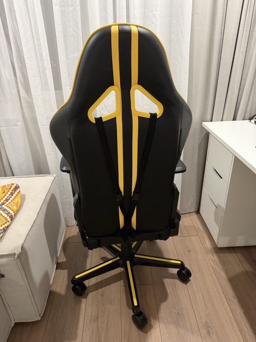 Компьютерное кресло Dxracer