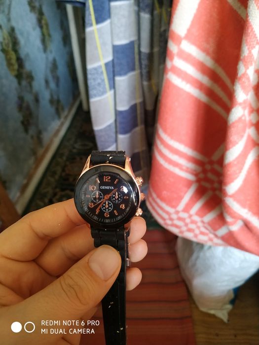 Продам ЖЕНСКИЕ  японские часы!