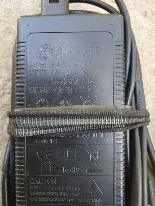 Зарядка Блок питания Зарядное устройство Гироскутер, электросамокат