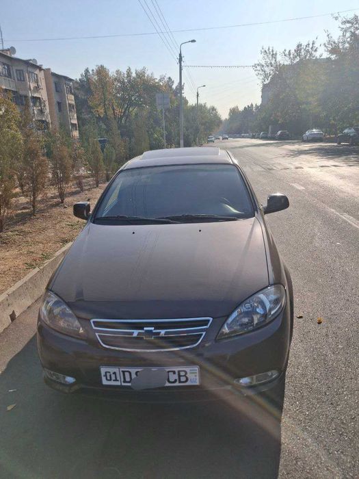 Сотилади еки насия савдо Chevrolet Gentra 2018й. 81000 км халол юрган