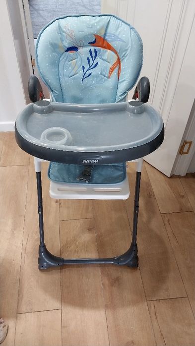 Детский стол для кормления