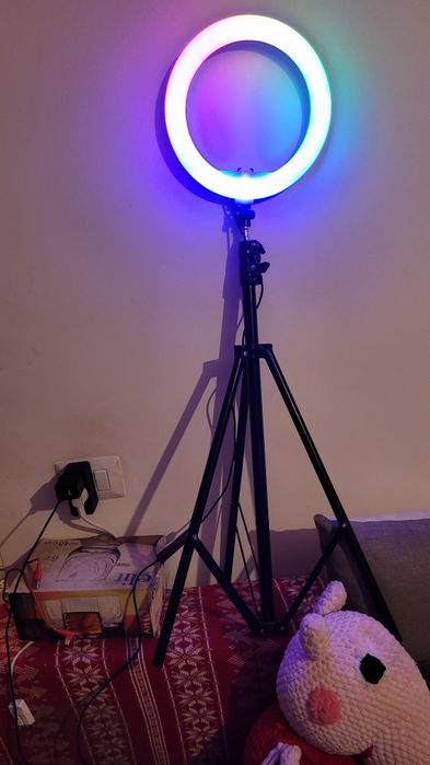 Trepied luminos funcțional