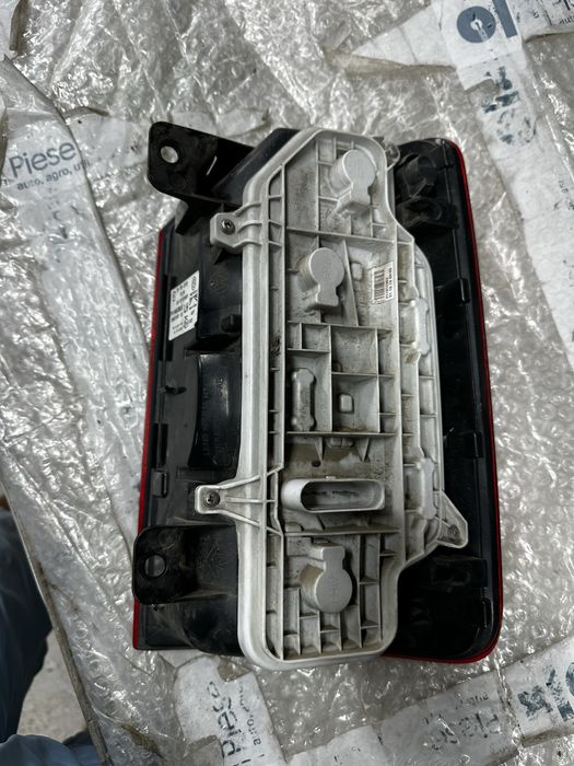 Stop stânga vw caddy.2k.cod:2k1945095.N.