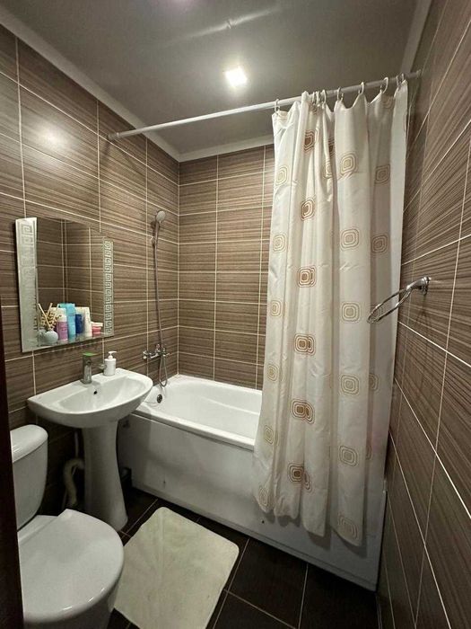 Продам однакомнатную квартиру в районе наурыз