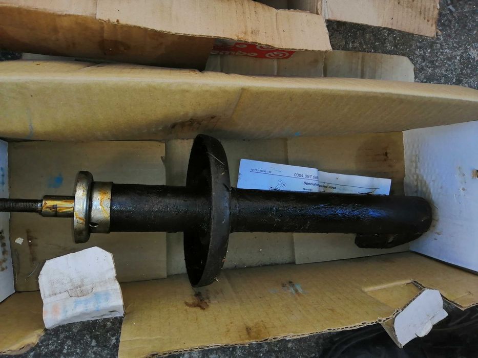 Продавам части от Форд Сиера.