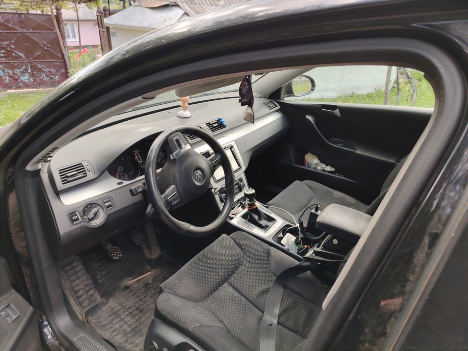 Vând passat b6 break