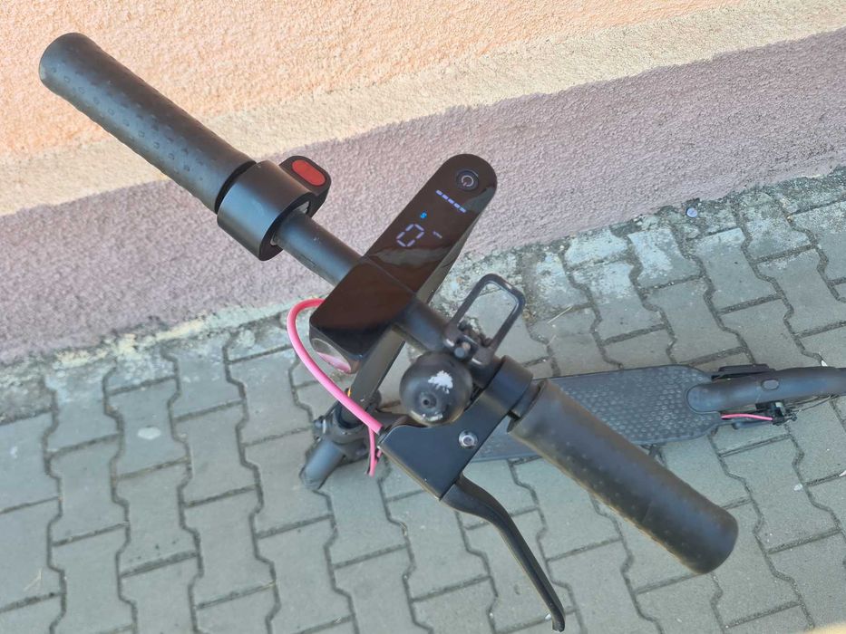 Trotineta electrica Xiaomi Mi Pro 2 / nu necesita permis sau asigurare