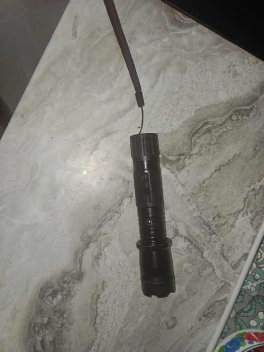 Продам фонарик с секретом