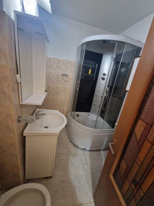 Vand Apartament 2 Camere Decomandat