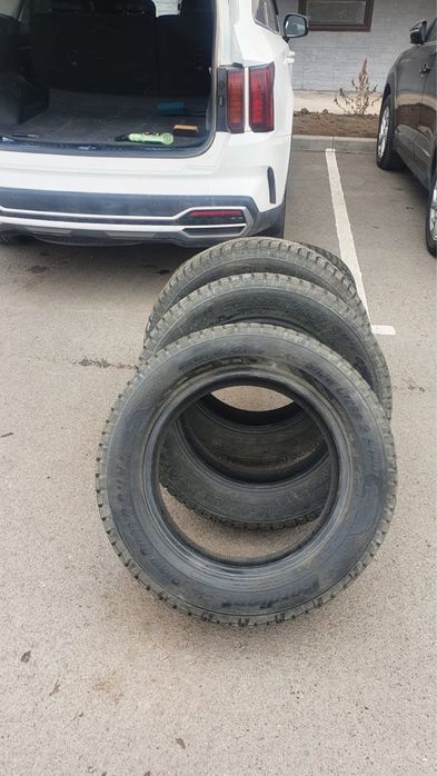 Продам зимние шины