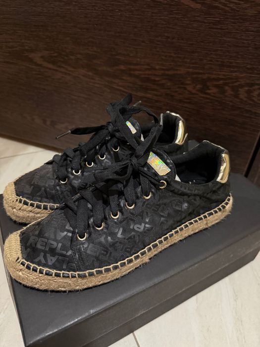 Дамски кецове Replay