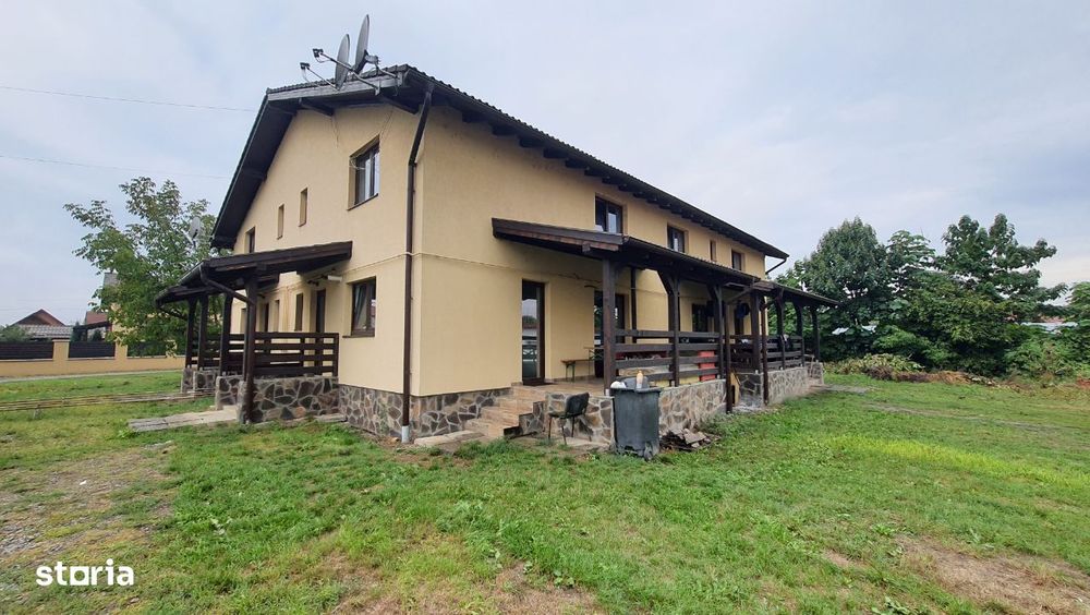 Vila cazare 8 persoane, toate utilitatile incluse, parcari multiple