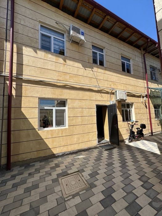 2 этажа,4 комнаты,шумоловский городок