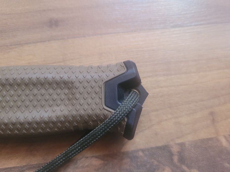 Cuțit Gerber Strongarm (coyote green)