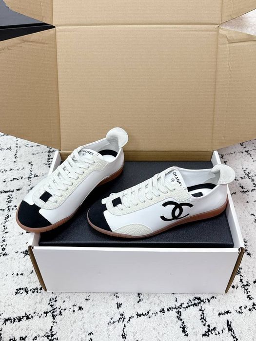 Adidași Chanel 39