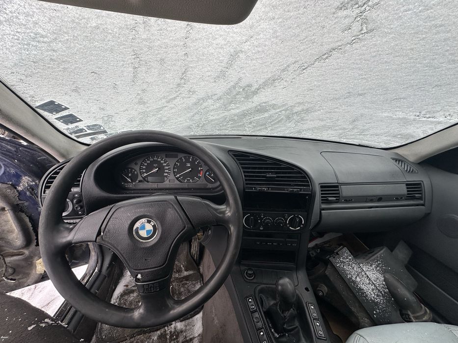 Bmw e36 320i 323i НА ЧАСТИ