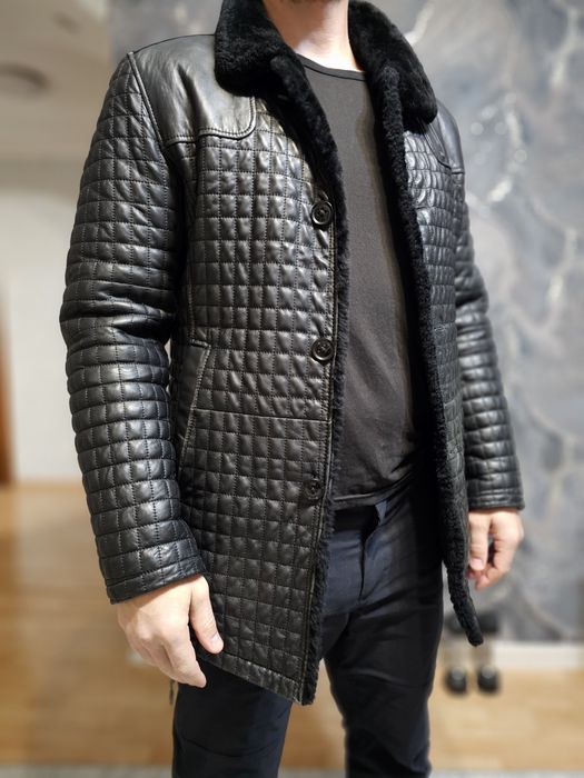 Продам дубленку мужскую 48 размер