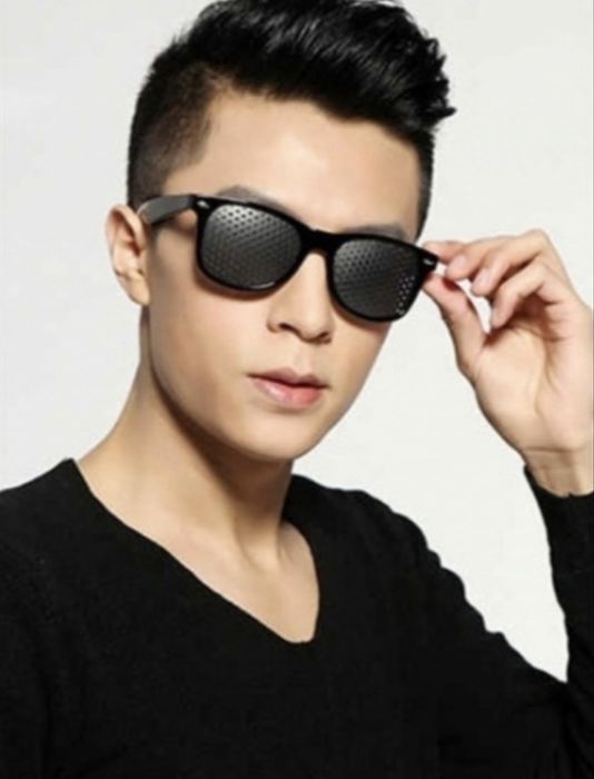 Очки-тренажёры с перфорацией