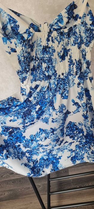 Дамска лятна рокля с флорален десен | Размер S/M/L | Нова | 34 €