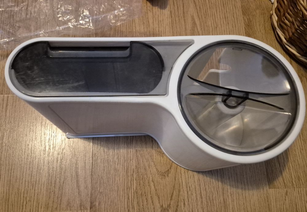 Dispenser  hartie igienica cu sertar si suport telefon