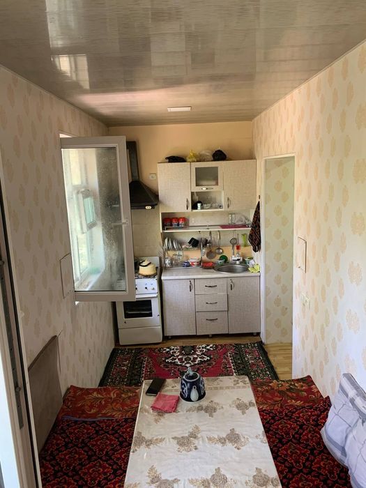 Срочна.! Продается 3х ком 4 етаж