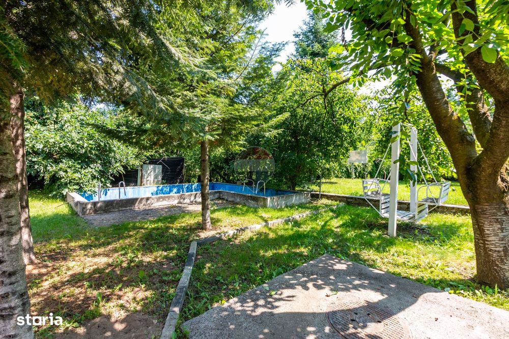 Casa de vacanta tip conac de vânzare Valenii de Munte