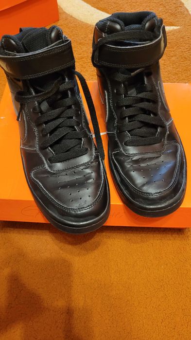 Ghete negre Nike