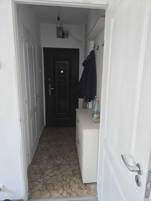 Inchiriez apartament 2 camere