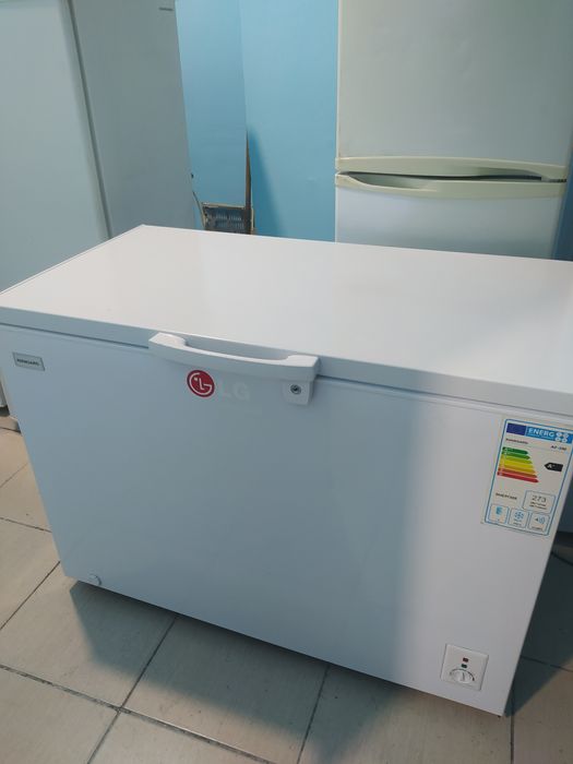 Продам морозильник LG