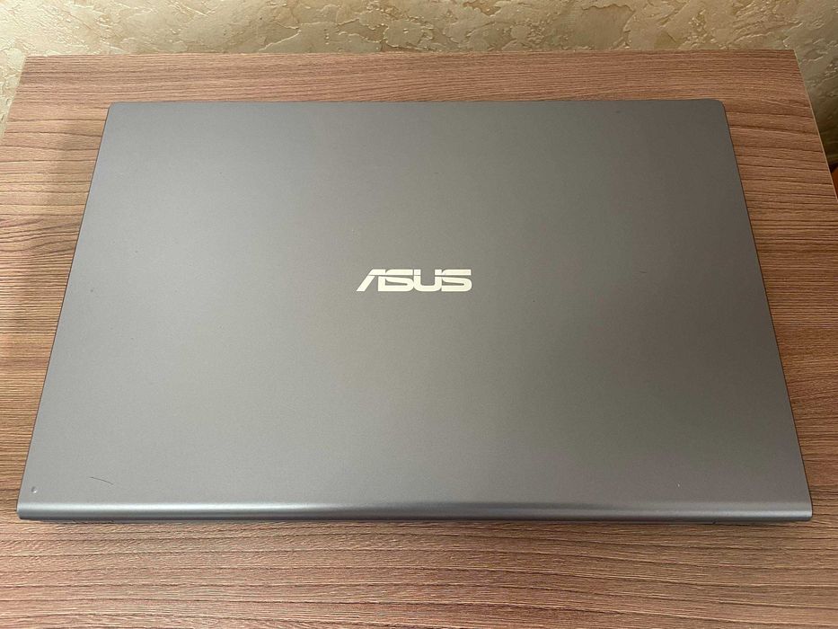 Asus X515f Core i3-1010 / 8Gb Ram / 256Gb ssd m2 /